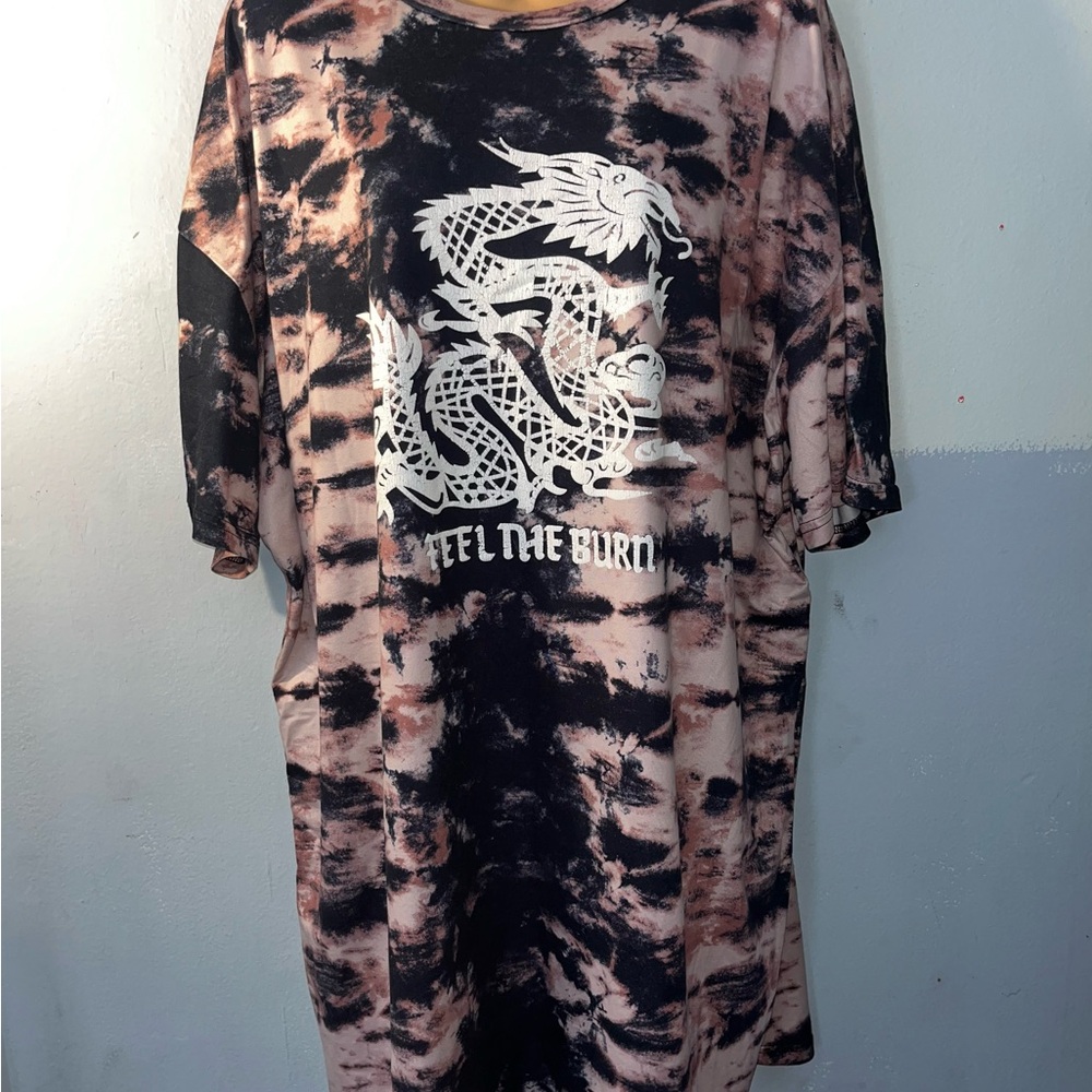 Tie-Dye Dragon Graphic T-Shirt